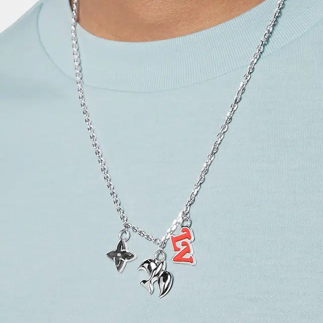 LOUIS VUITTON LV
