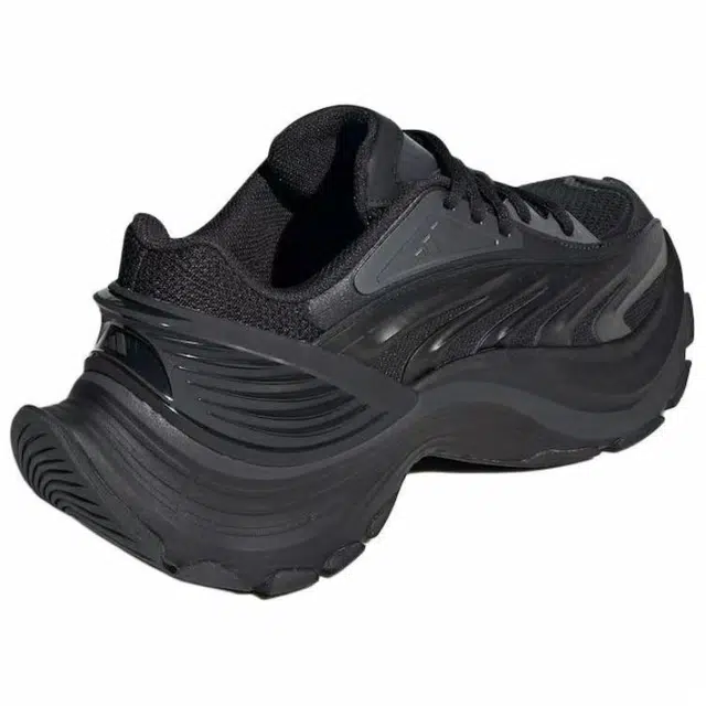 adidas XLG MTW