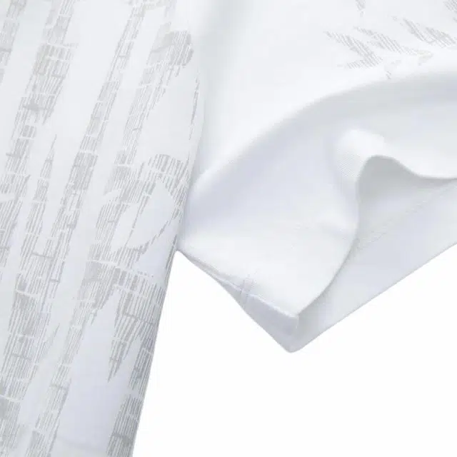 CORNELIANI T