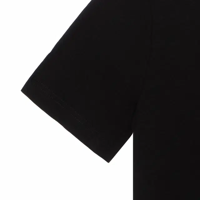 EMPORIO ARMANI SS22 EA7 T