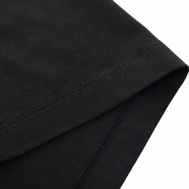 CORNELIANI T
