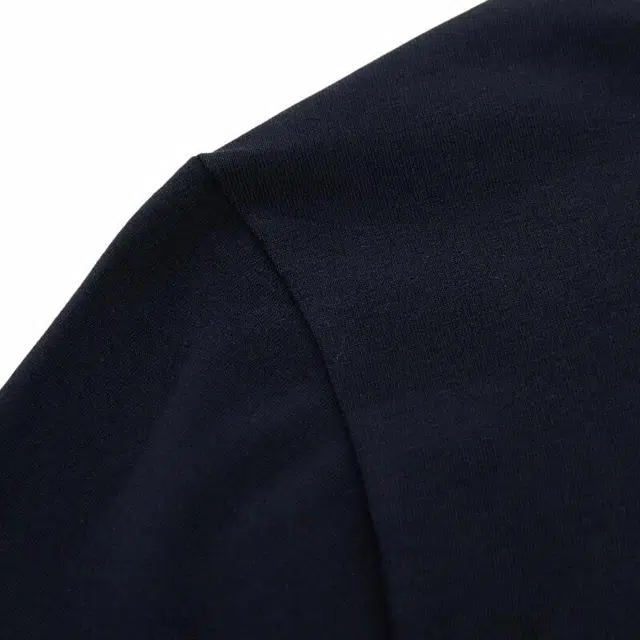 CORNELIANI T