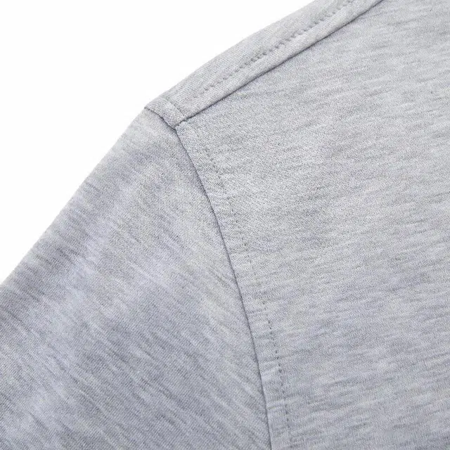 CORNELIANI T