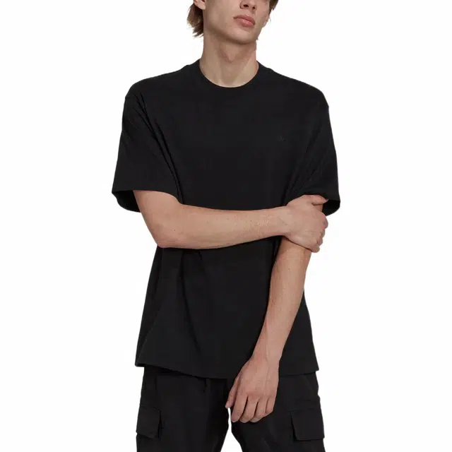 adidas T