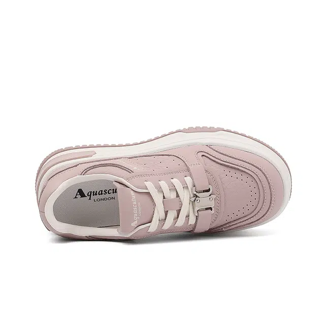 AQUASCUTUM