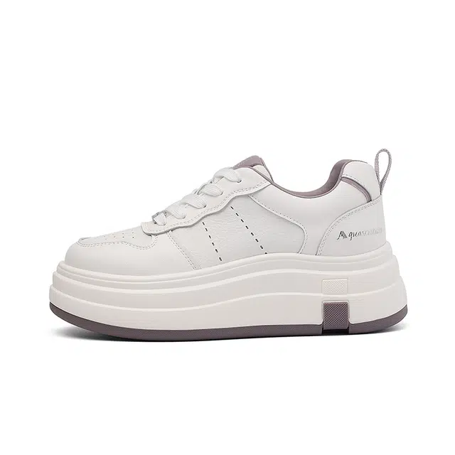 AQUASCUTUM