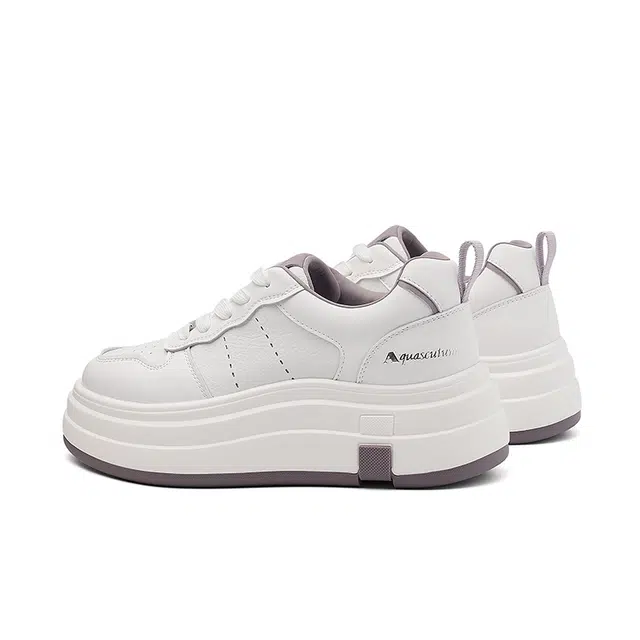 AQUASCUTUM
