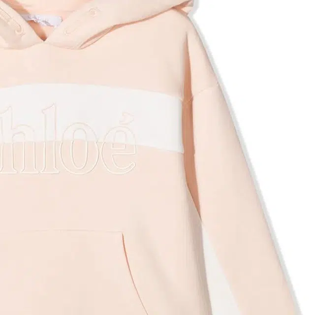 Chloe Logo