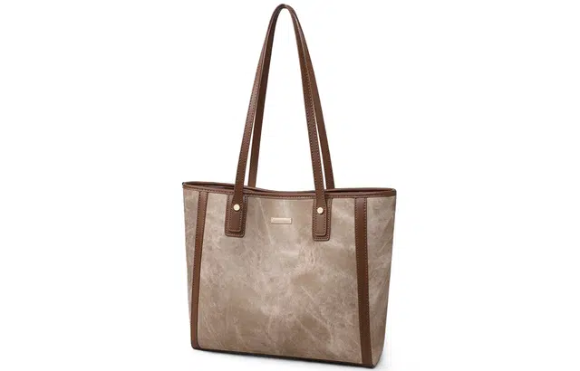 COMELY Tote