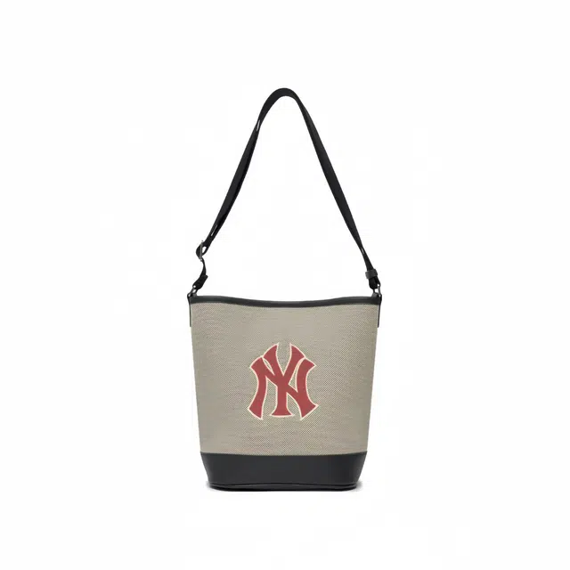 MLB CNY