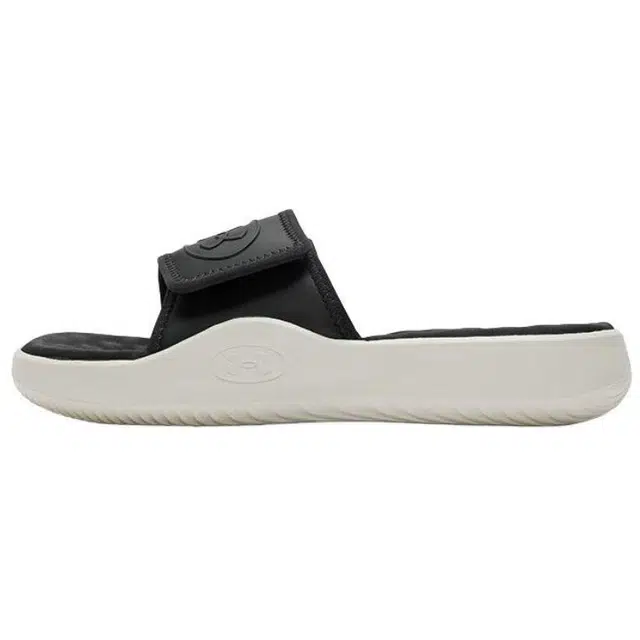 Under Armour Ignite Pro 8