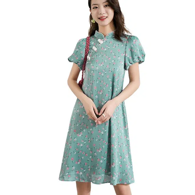 晚白  高腰印花短袖连衣裙  女款  花色