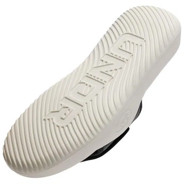 Under Armour Ignite Pro 8