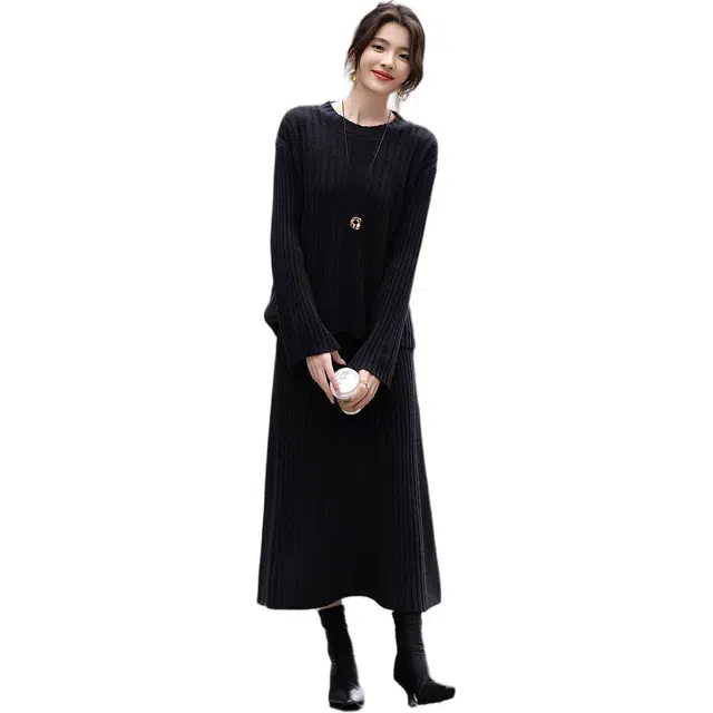 【dme】 纯色时尚简约舒适圆领长袖针织衫半身裙两件套裙装套装 女款