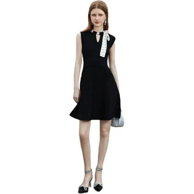 Caroline SS24 V