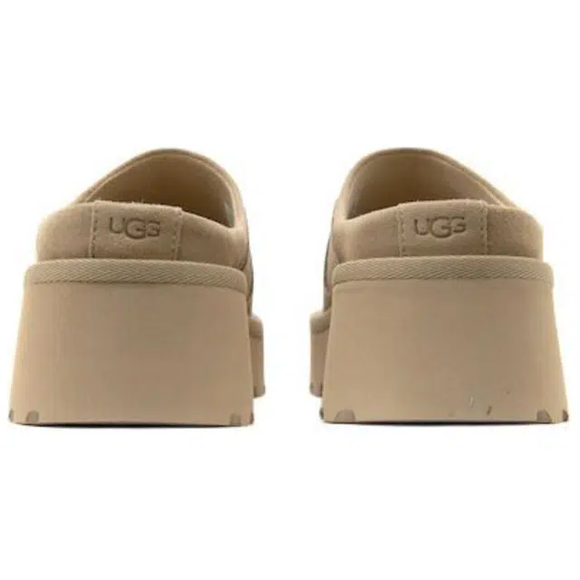 UGG Australia EVA