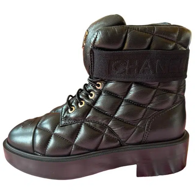 CHANEL 23B