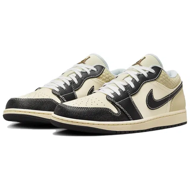 Jordan Air Jordan 1 LOW SE COCONUT MILKBLACK