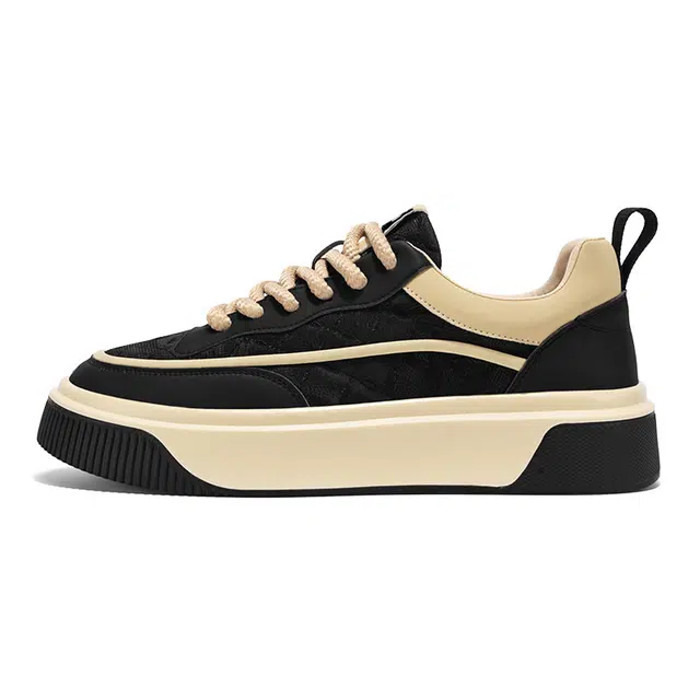 URBAN AUTHENTIC
