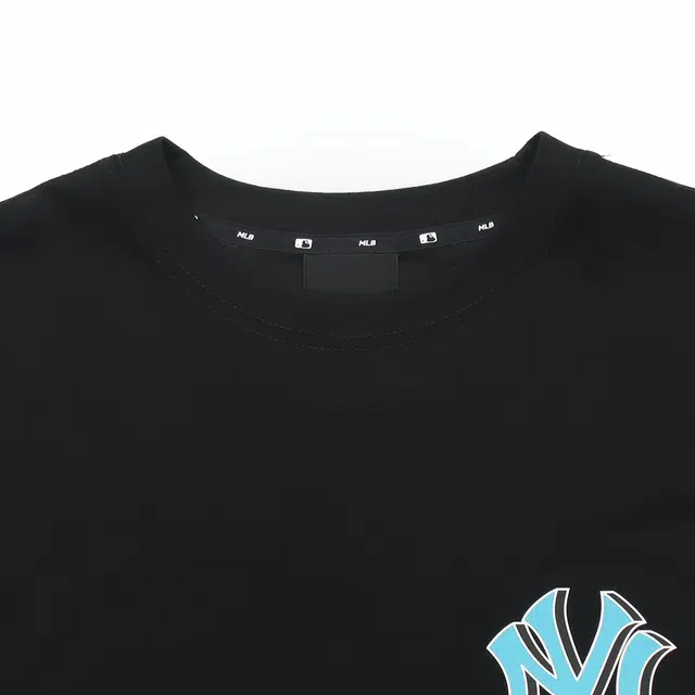 MLB T