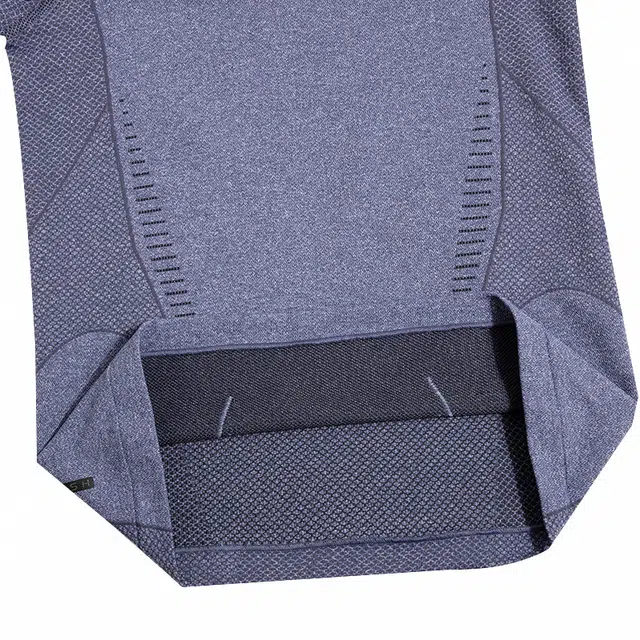 Under Armour T