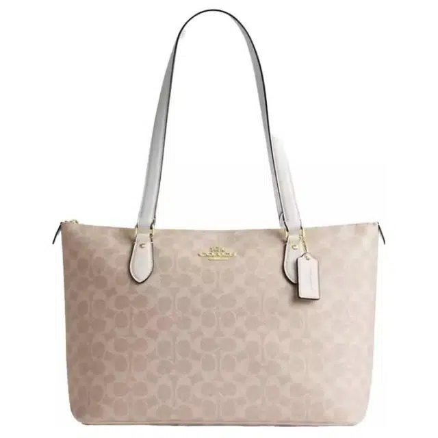 COACH Gallery 37