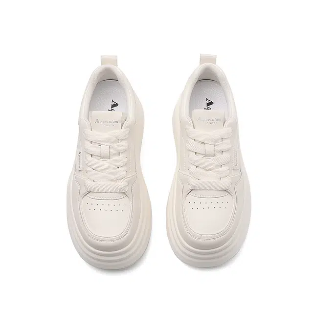 AQUASCUTUM