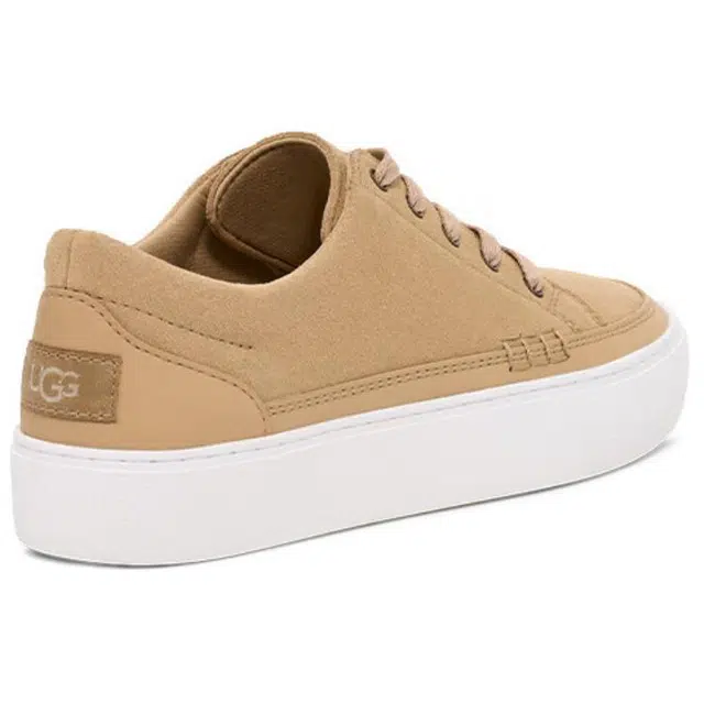 UGG Cakewalk