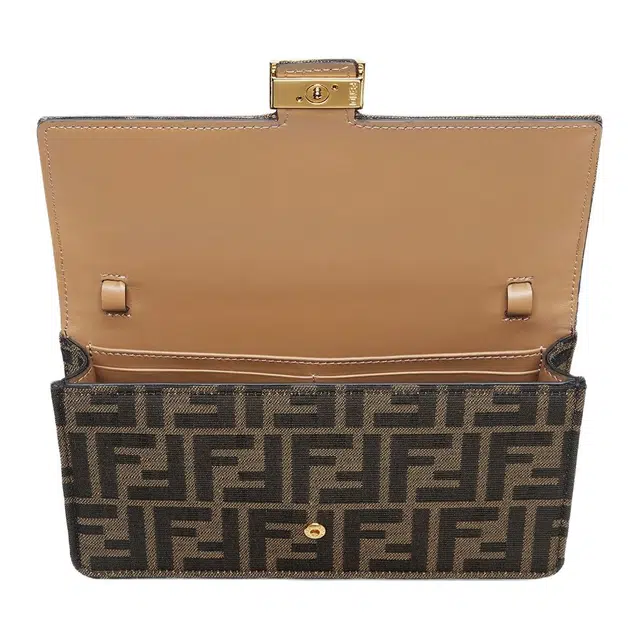 FENDI Baguette
