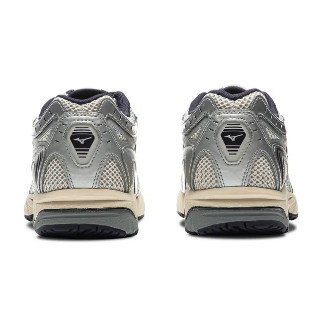 Mizuno WAVE ORION