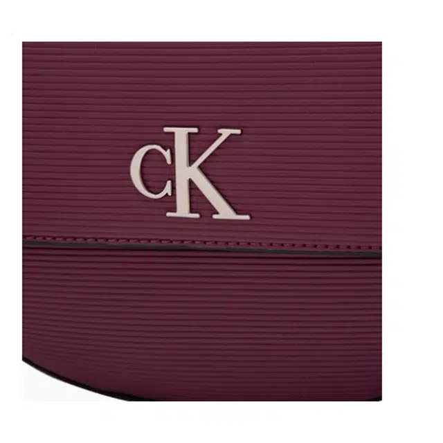 CALVIN KLEIN