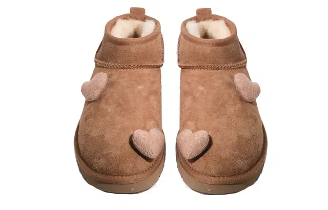 UGG CLASSIC ULTRA MINI