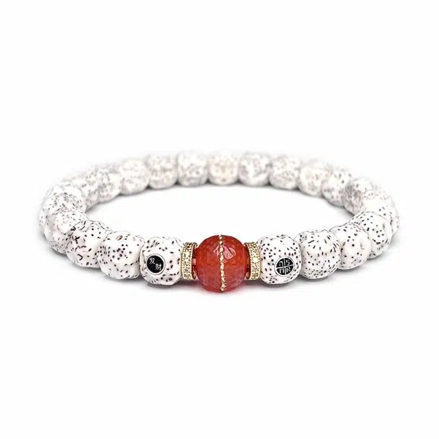 MOUNTAINS AND MANS 925