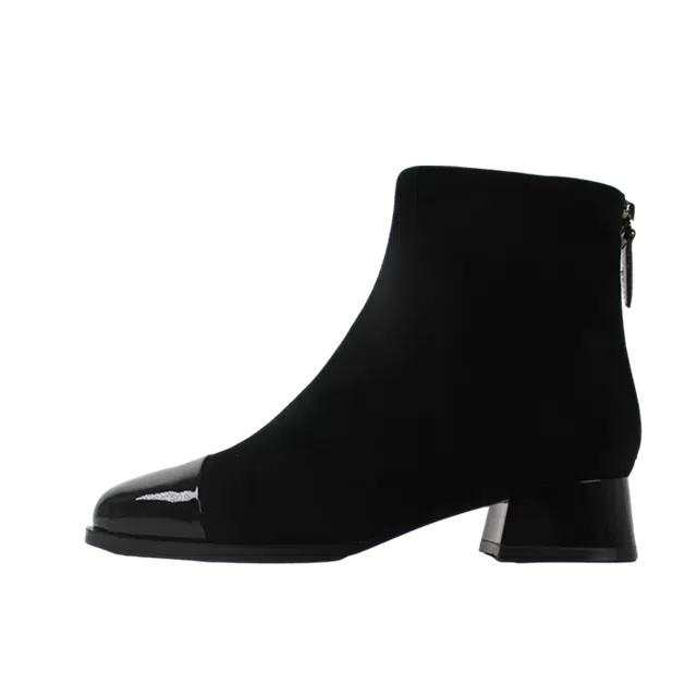 NINE WEST