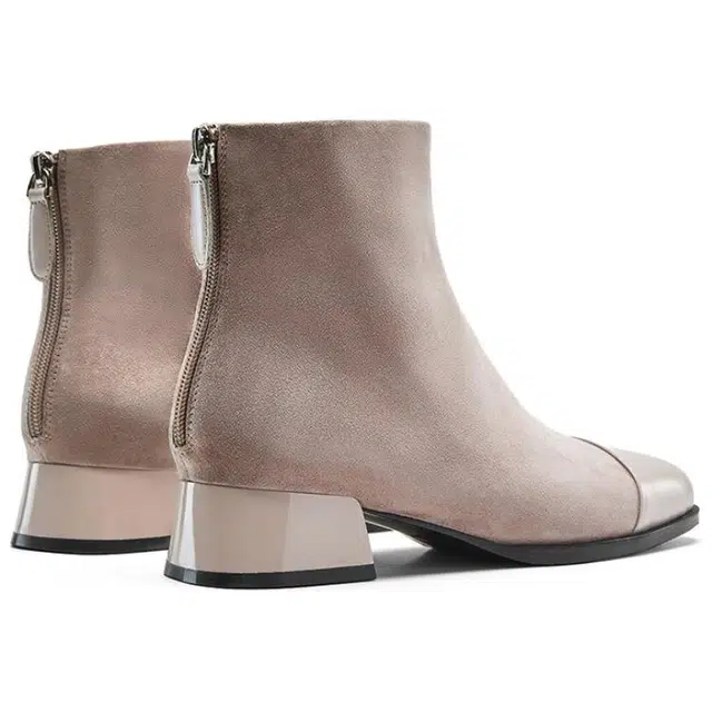 NINE WEST