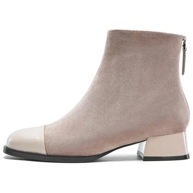 NINE WEST