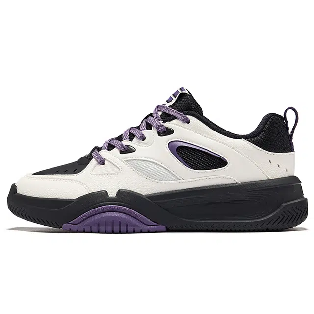 鸿星尔克 千层 潮流街头 耐磨防滑 低帮 板鞋 微晶白正黑