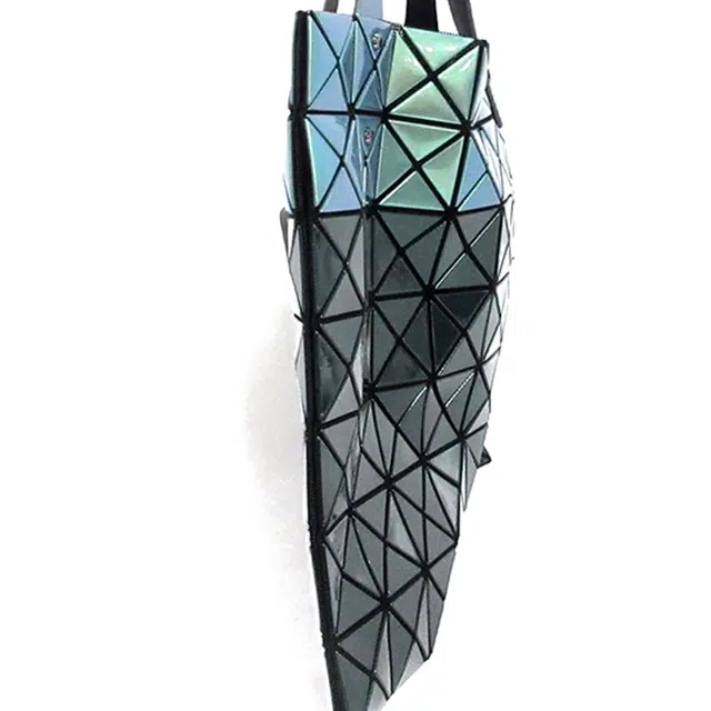ISSEY MIYAKE Prism