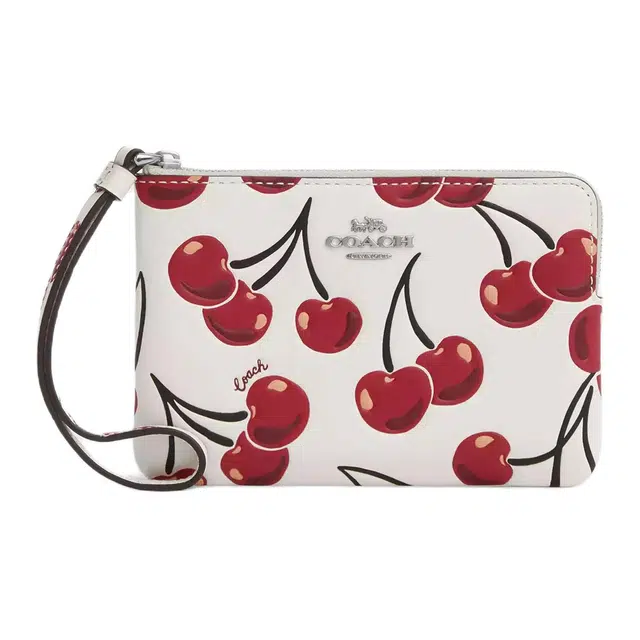 COACH Corner Zip 11