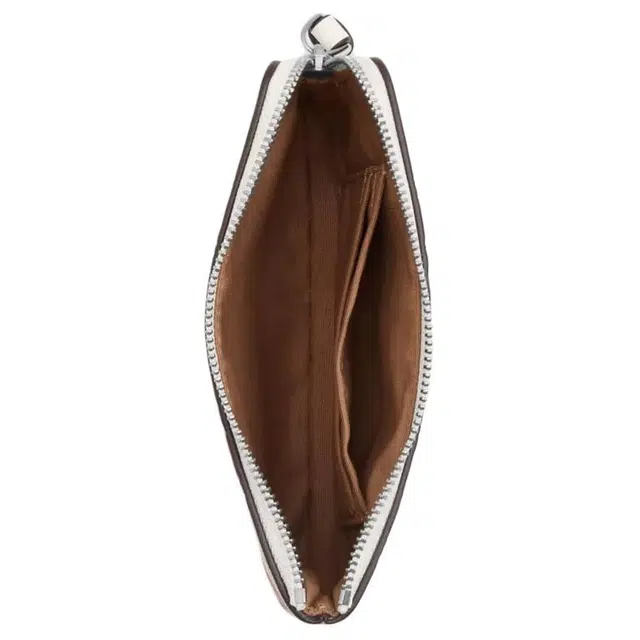 COACH Corner Zip 11
