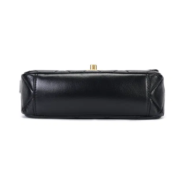 CHANEL Flap