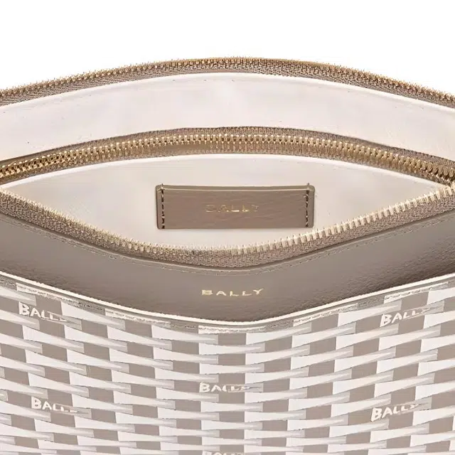 BALLY
