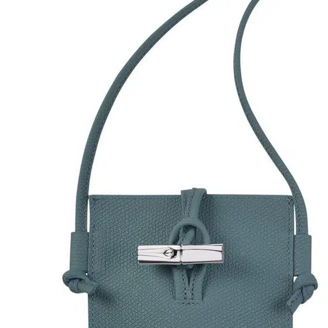 LONGCHAMP