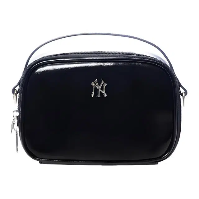 MLB