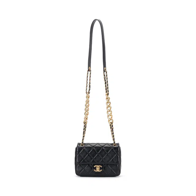 CHANEL Flap