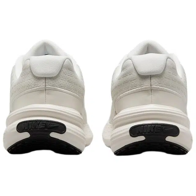Nike Uplift SC