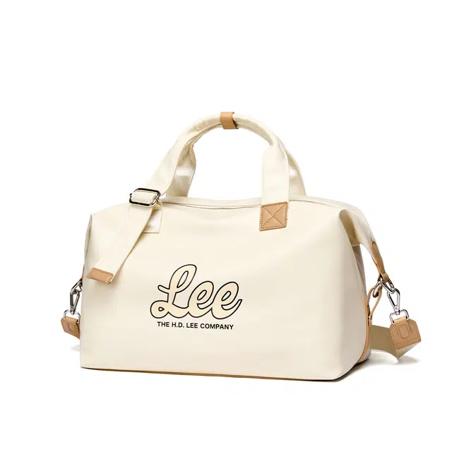 Lee logo PU