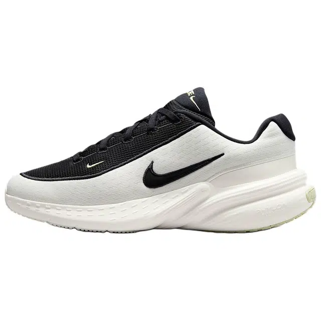 Nike Uplift SC White Black