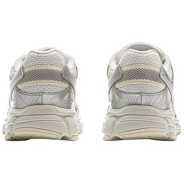 Mizuno Speed 2K