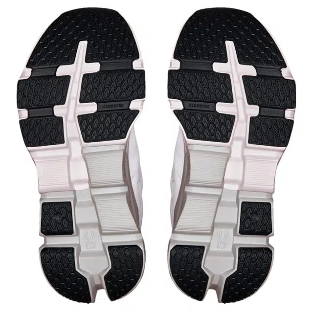 On Cloudflyer 5 WMNS